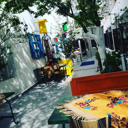 Miss Karya Отель Орен